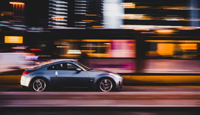 The Cost of Car Maintenance: 9 Ways to Lower Your Expenses 1 Fast moving car