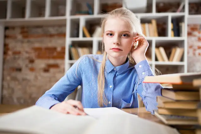 girl reading books